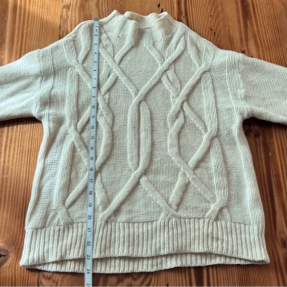 Everlane Wool Cream Cable Knit Mock Neck Sweater - Picture 10 of 10